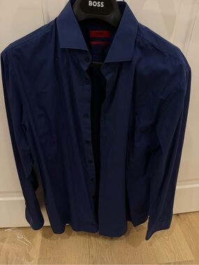 Hugo Boss Deep Blue navy dress Shirt XL
